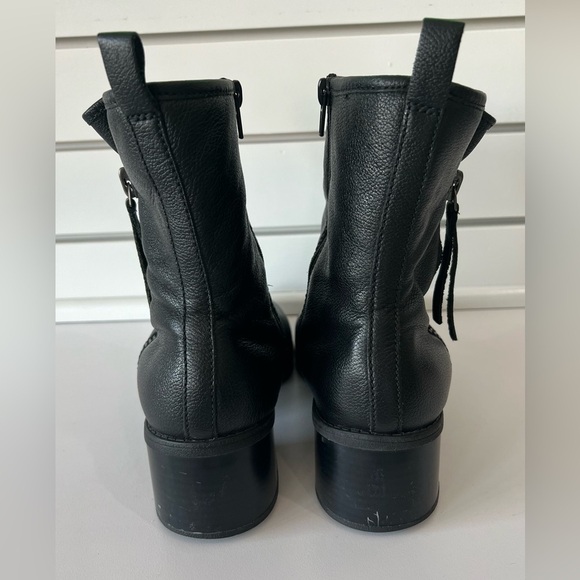 Clarks Nevella Devon Side Zip Ankle Boots Black Leather Bootie Heels Women's 9.5 - Picture 3 of 10